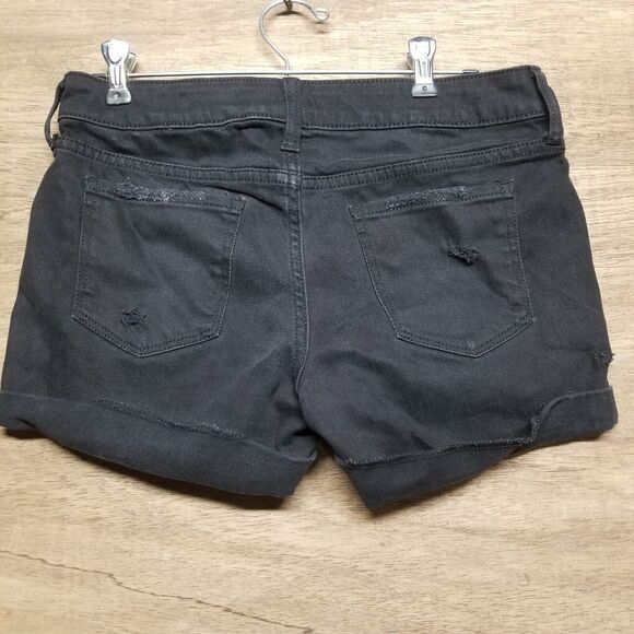 Arizona Jeans Shorts Womans Size 6 Black Distressed Low Rise - Picture 4 of 9